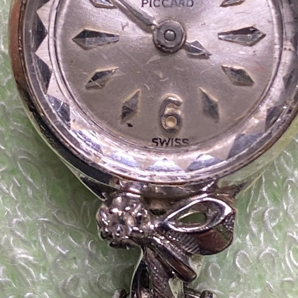 Antique Lucien Piccard 14K Gold Women’s Watch - Picture 2 of 12